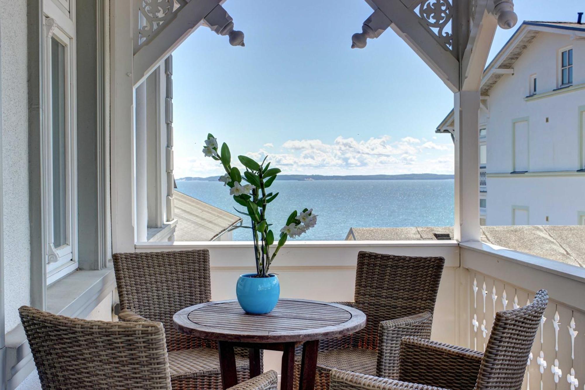 Villa Fernsicht - Wohnung Nr 1 - Mit Meerblick ซาสนิทซ์ ภายนอก รูปภาพ