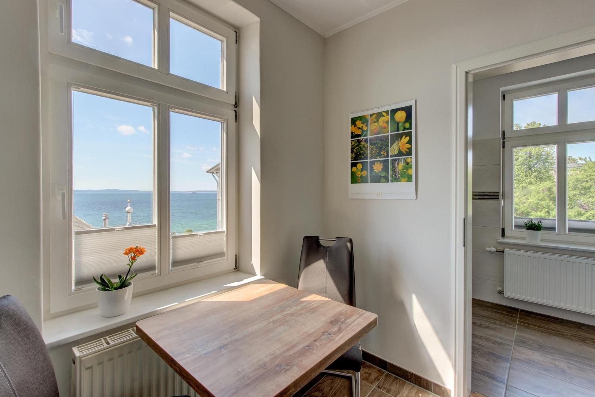 Villa Fernsicht - Wohnung Nr 1 - Mit Meerblick ซาสนิทซ์ ภายนอก รูปภาพ